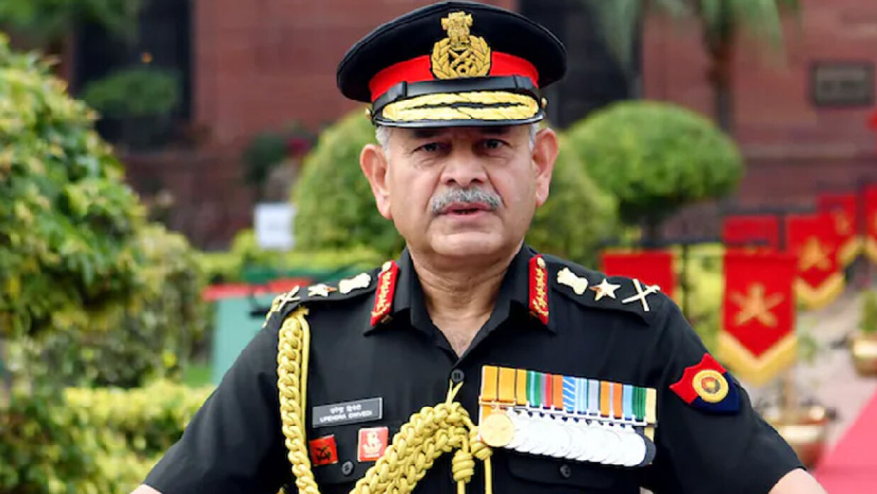 বাংলাদেশে পাকিস্তানের সেনা-গোয়েন্দা আছে, দাবি ভারতীয় সেনাপ্রধানের